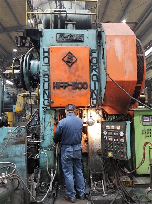 溫冷鍛壓力機(jī) 溫冷鍛壓力機(jī)